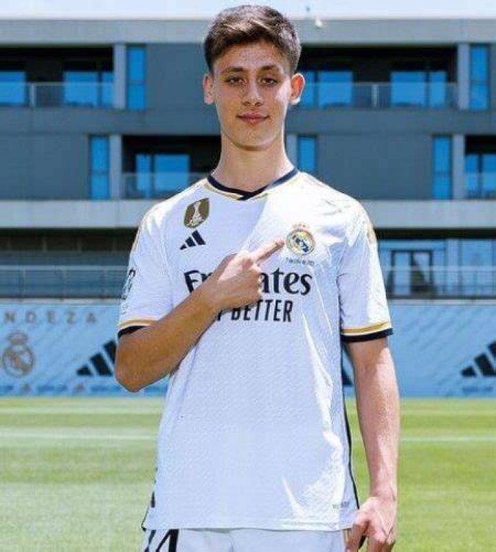 Arda Guler Height, Weight, Net Worth, Age, Birthday, Wikipedia, Who, Instagram, Biography
