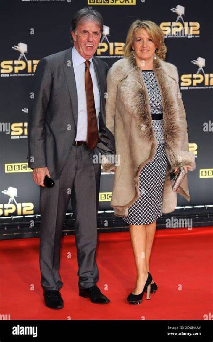 
BBC Mark Lawrenson Net Worth In 2022: Meet Wife Susie Lawrenson 
