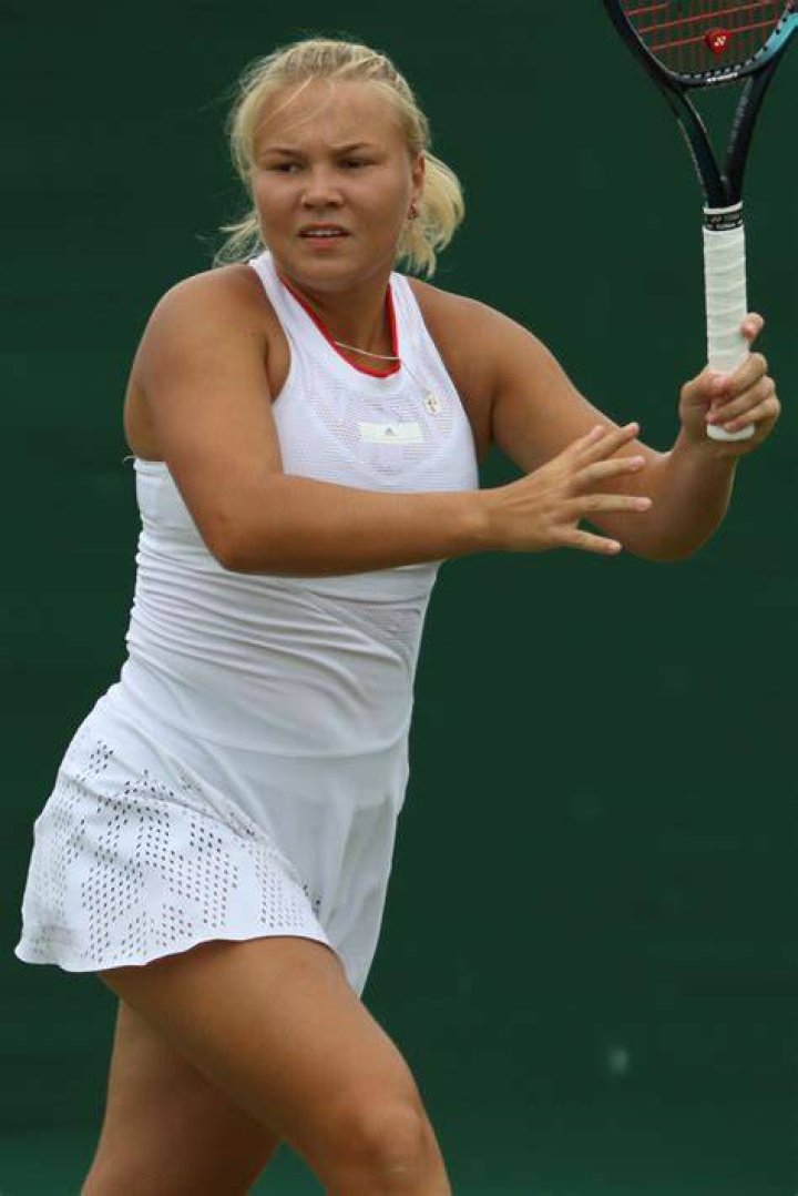 
Diana Shnaider Russian Family Wanted Her To Go Pro Instead Of Pursuing College Tennis 