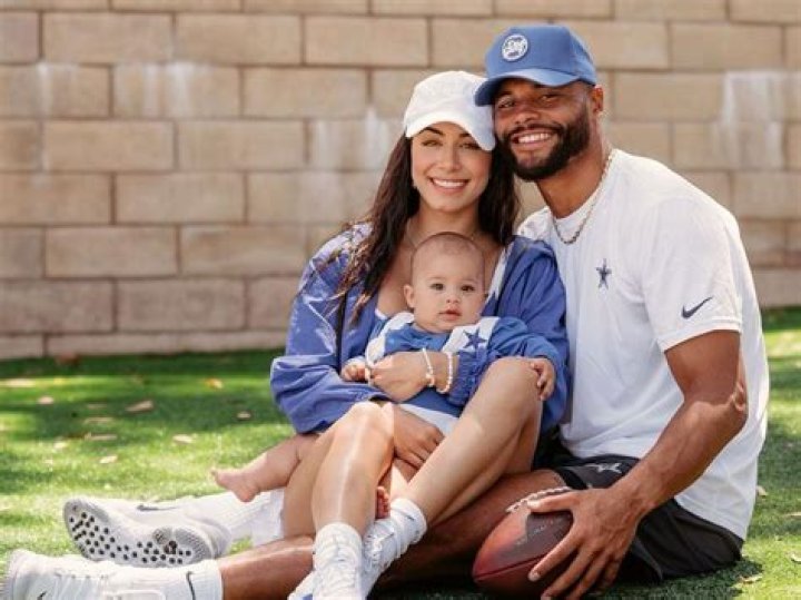 
Is Dak Prescott Married? Check Out Cowboys QB Dak Prescotts Age, Net Worth, Girlfriend, And More 