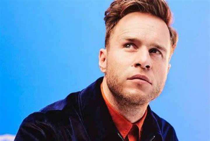 
Is Olly Murs Married? His Bio, Age, Wife, Parents, Net worth and Wiki 