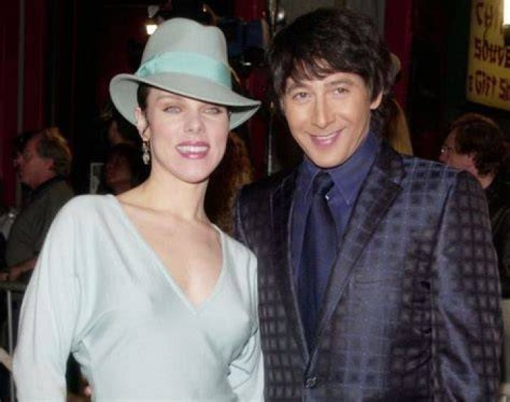 Is Paul Reubens Married to Wife? Or is he dating a girlfriend?