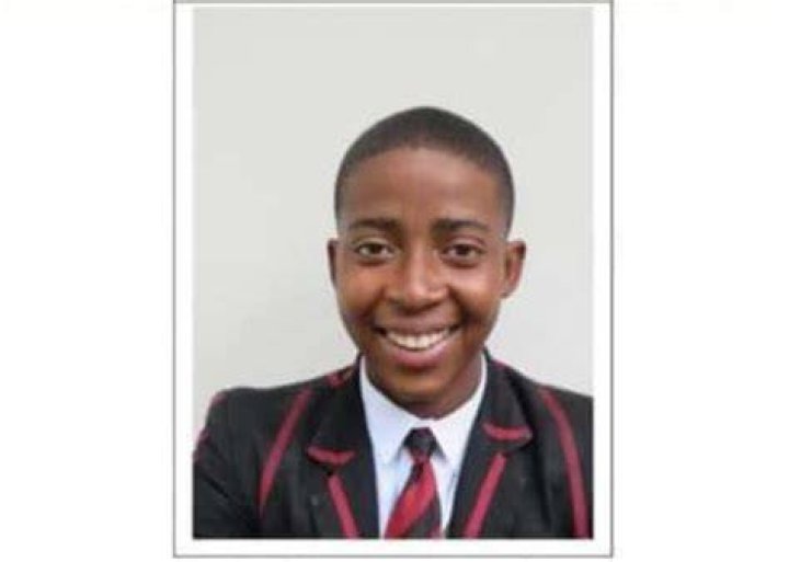 
Lisakhanya Lwana Death Age 18, Missing Dale Footballer Hit and Run Case 