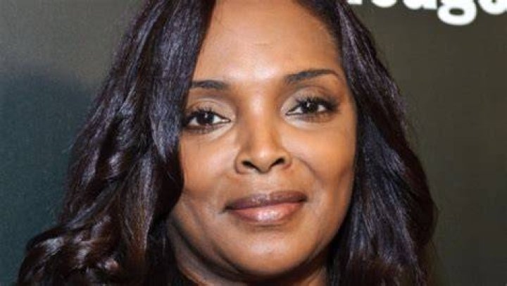 
Marlyne Barrett Announced That She Is Diagnosed With Cancer 