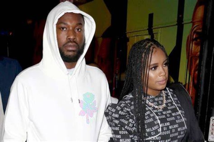 
Meek Mill Says BET Awards ‘Embarrassed’ His Baby Mother Milan Harris 