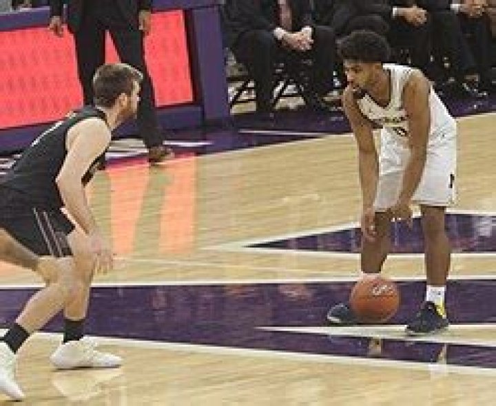 
NCAA: Who Are David DeJulius Parents Latrice Halthon And Ladell DeJulius? Wikipedia And Family Tree 