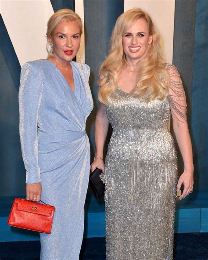 
Rebel Wilson Got Engaged To Her Girlfriend Ramona Agruma 