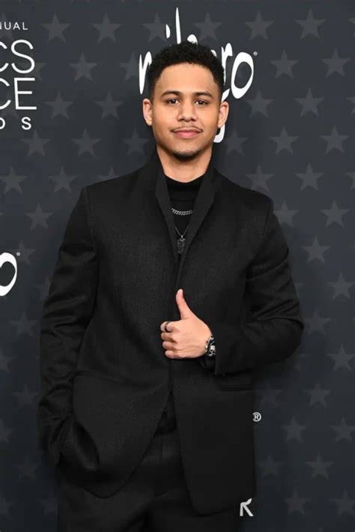 
Rhenzy Feliz Girlfriend, Parents And Height – 5 Fast Facts 