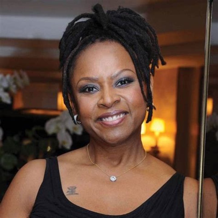 Robin Quivers Height, Weight, Net Worth, Age, Birthday, Wikipedia, Who, Instagram, Biography