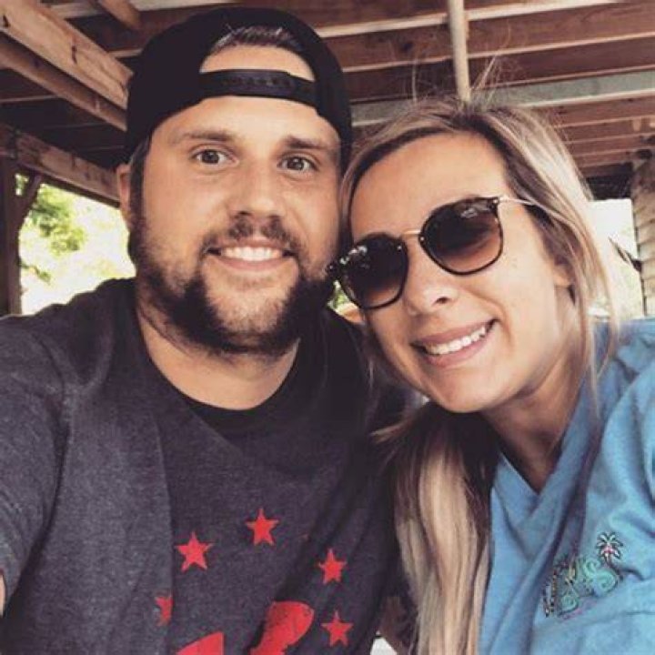 
Ryan Edwards Wife Who is Ryan Edwards Wife? 