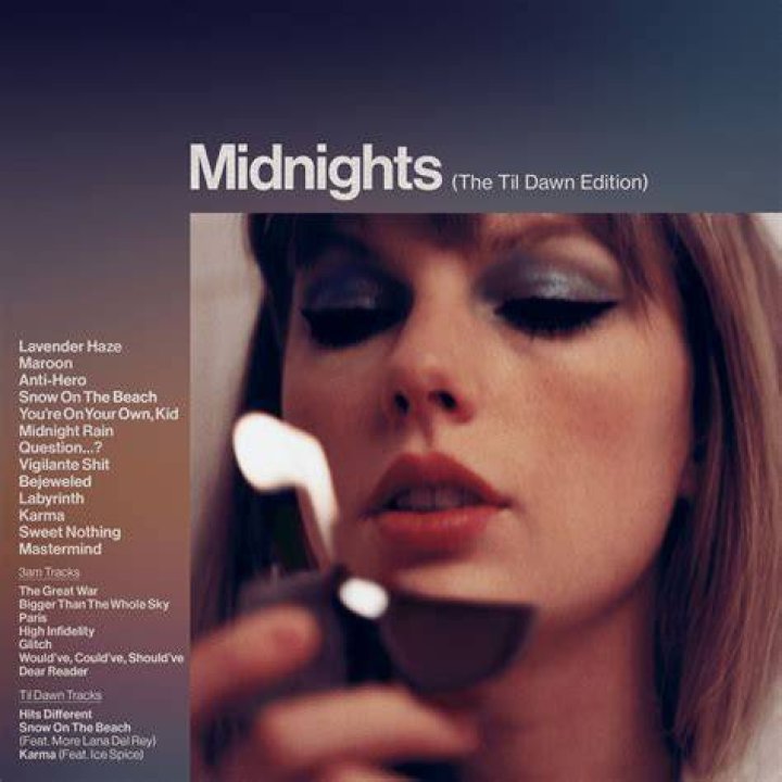
Taylor Swift Unveils Complete 13-Song ‘Midnights’ Tracklist and Confirms Lana Del Rey Collaboration 