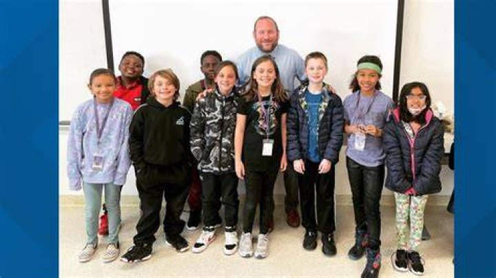 
“Those teachers have lost their freaking mind”: Brownsburg elementary school teachers leave netizens outraged as boy gets told to eat his own vomit 