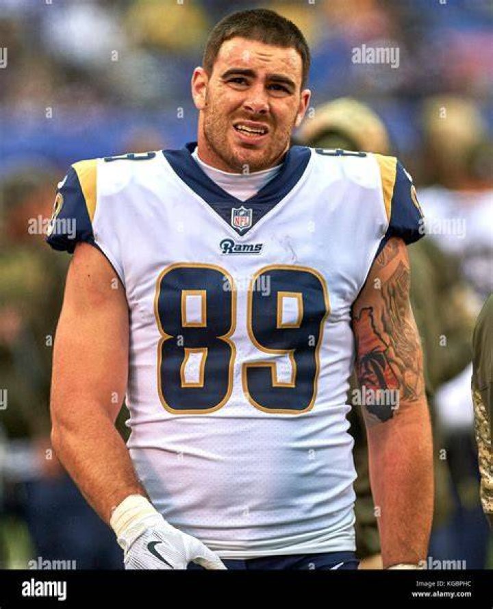 
Tight End Tyler Higbee Played For The Western Kentucky Before Being Drafted By The Los Angeles Rams 