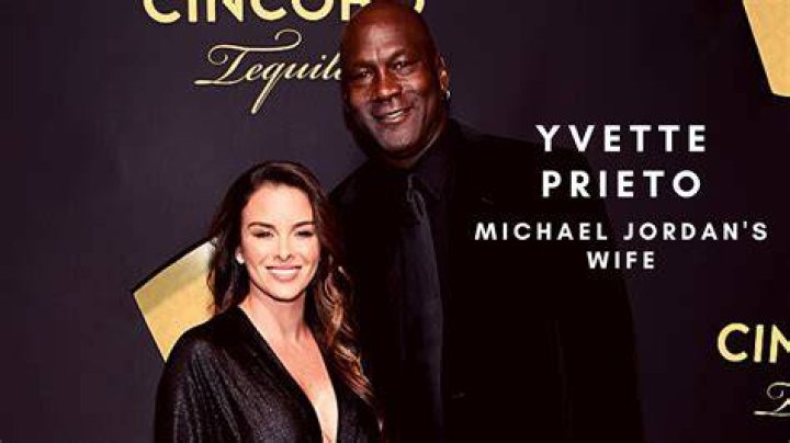 
Who Is Raúl Prieto Wife? Kids Family And Net Worth 