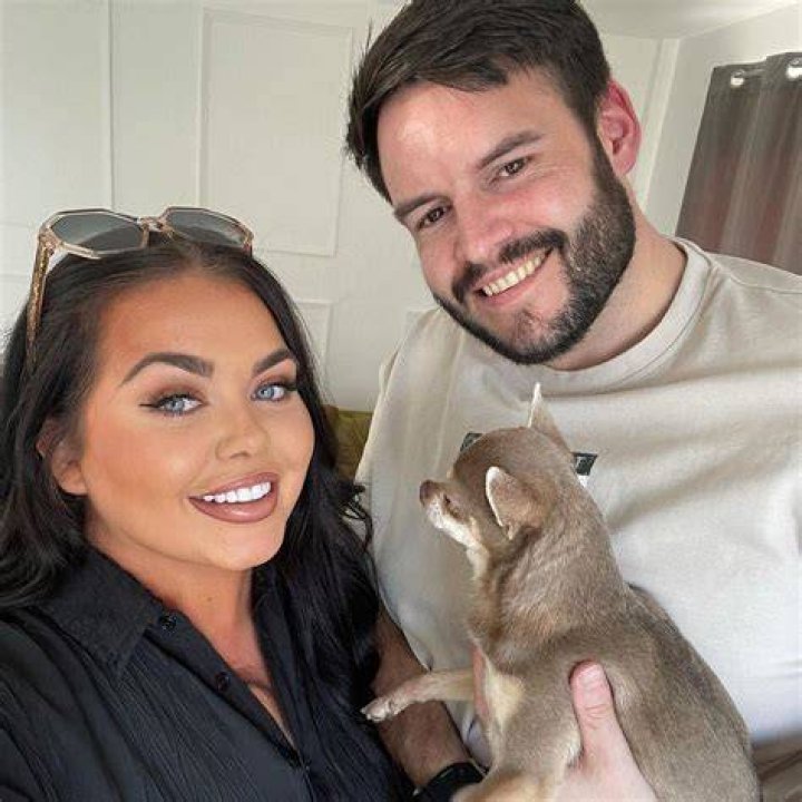 
Who is Scott Dobinson? Scarlett Moffatt’s boyfriend’s age, profession, Instagram, relationship timeline and other details 