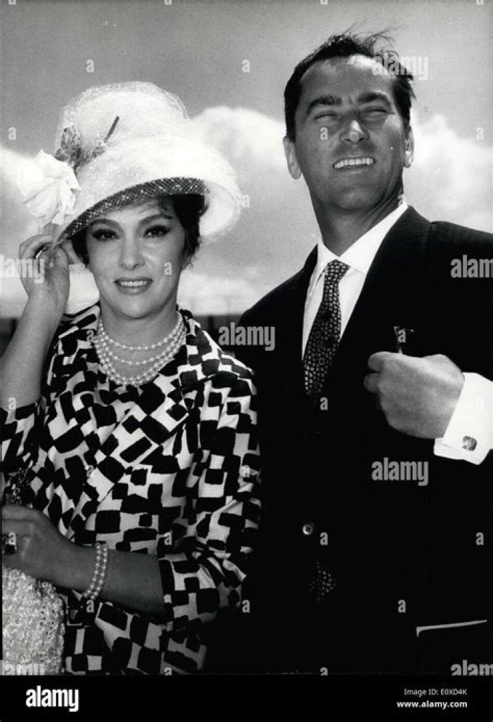 
Who was Gina Lollobrigida married to? All about her husband and only son as Italian film legend dies aged 95 